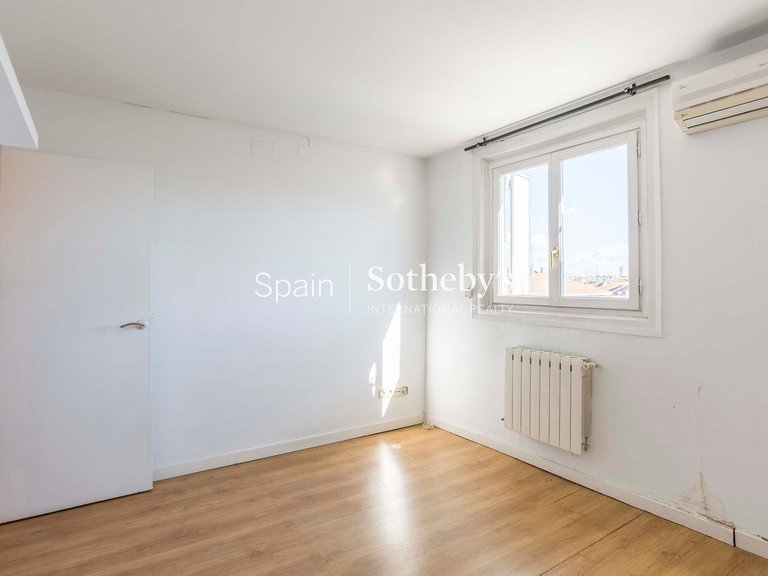 Penthouse for Sale in Madrid, Madrid 32