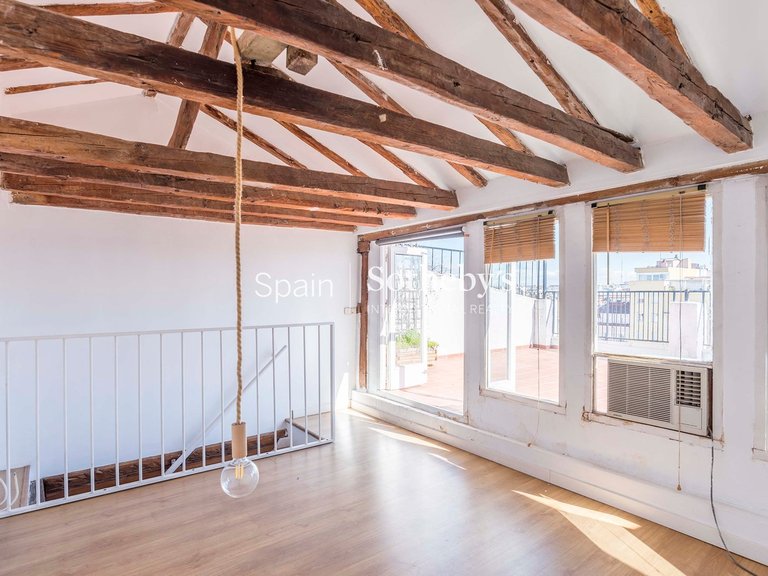 Penthouse for Sale in Madrid, Madrid 13