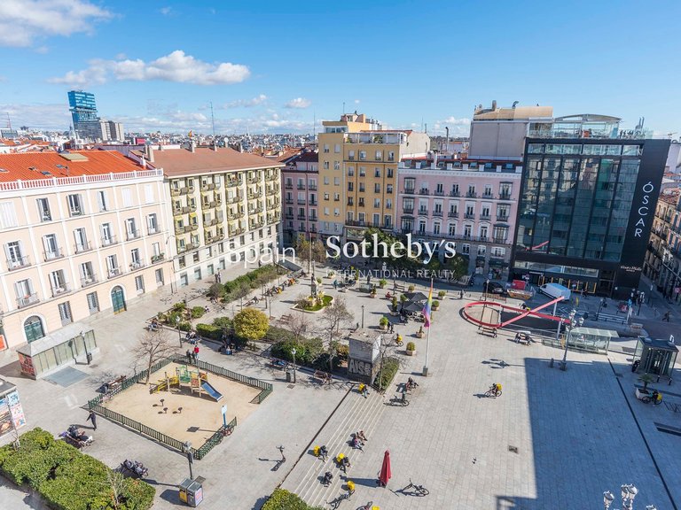 Penthouse for Sale in Madrid, Madrid 37