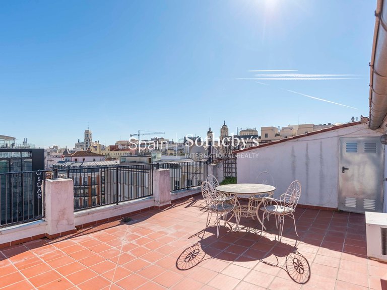 Penthouse for Sale in Madrid, Madrid 21