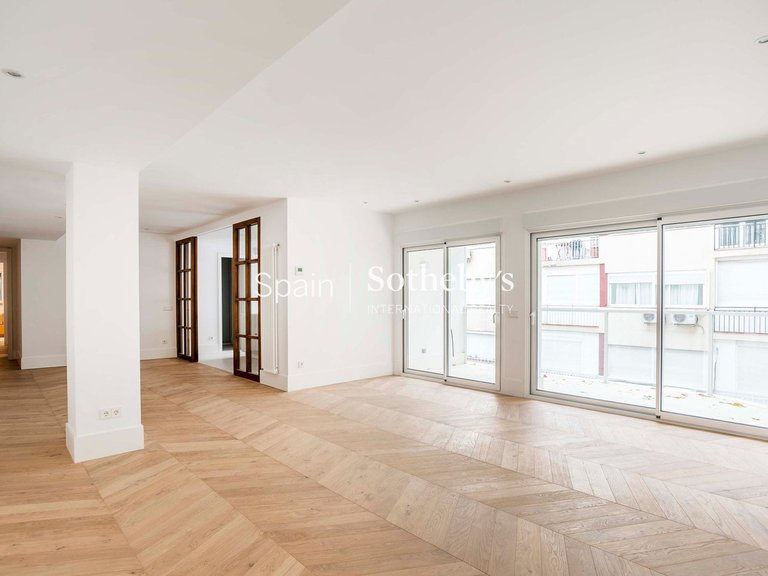 Apartment for Sale in Madrid, Madrid 3