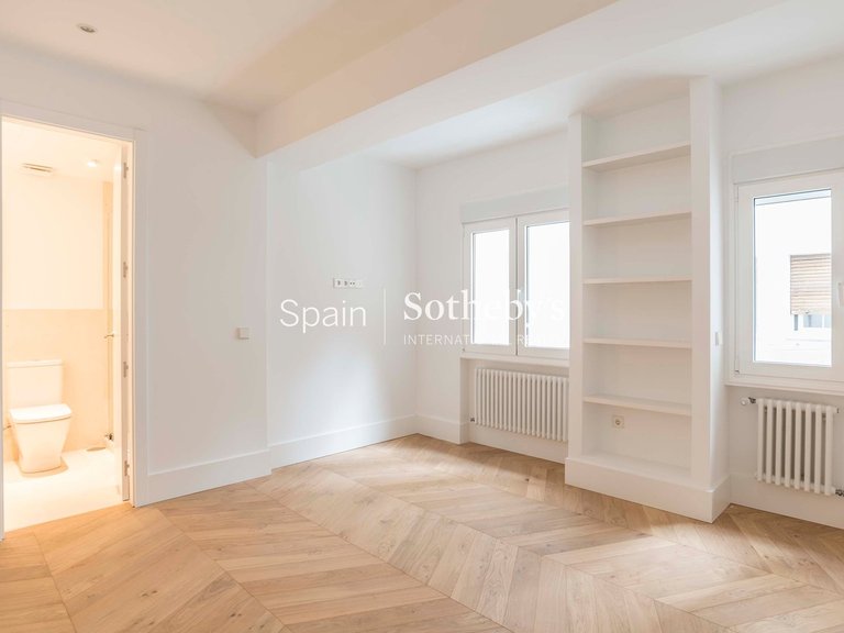 Apartment for Sale in Madrid, Madrid 25