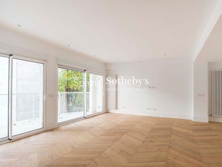 Apartment for Sale in Madrid, Madrid 2