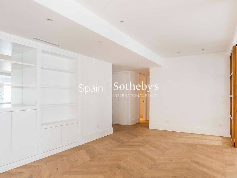 Apartment for Sale in Madrid, Madrid 27