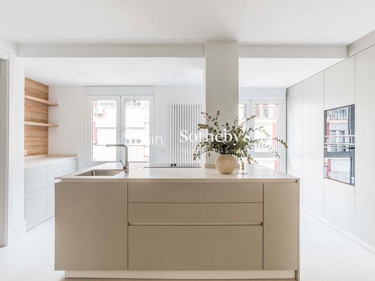 Apartment for Sale in Madrid, Madrid 10