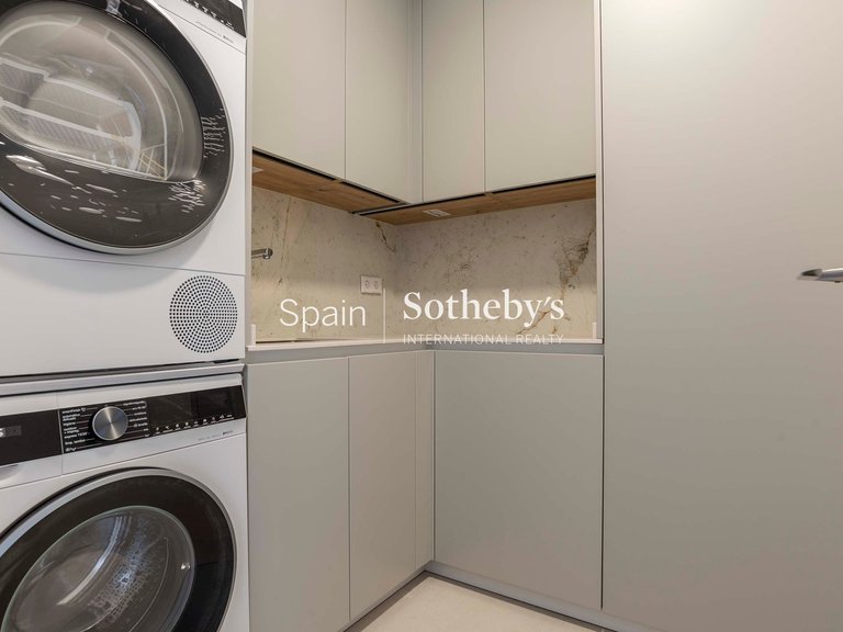 Apartment for Sale in Madrid, Madrid 31