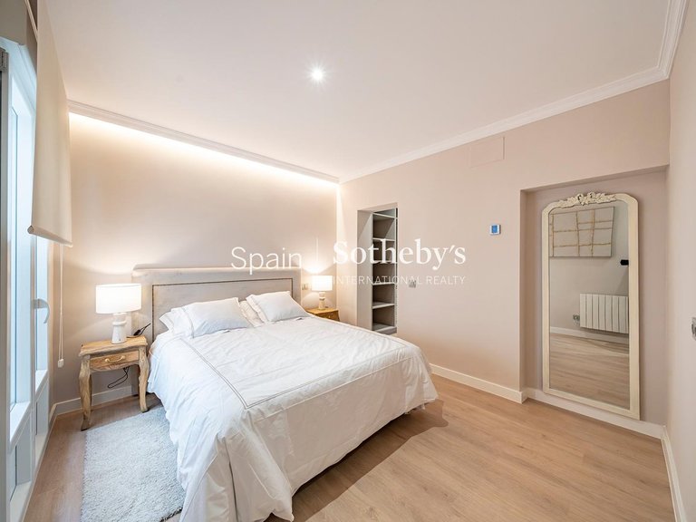 Apartment for Sale in Madrid, Madrid 17