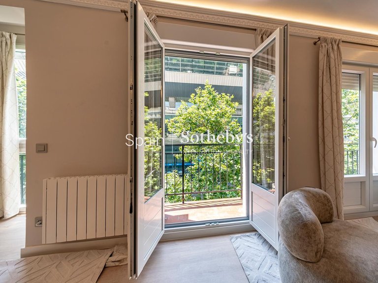 Apartment for Sale in Madrid, Madrid 6
