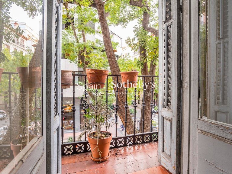 Apartment for Sale in Madrid, Madrid 11