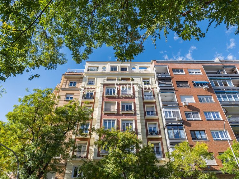 Apartment for Sale in Madrid, Madrid 41