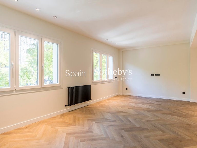 Apartment for Sale in Madrid, Madrid 6
