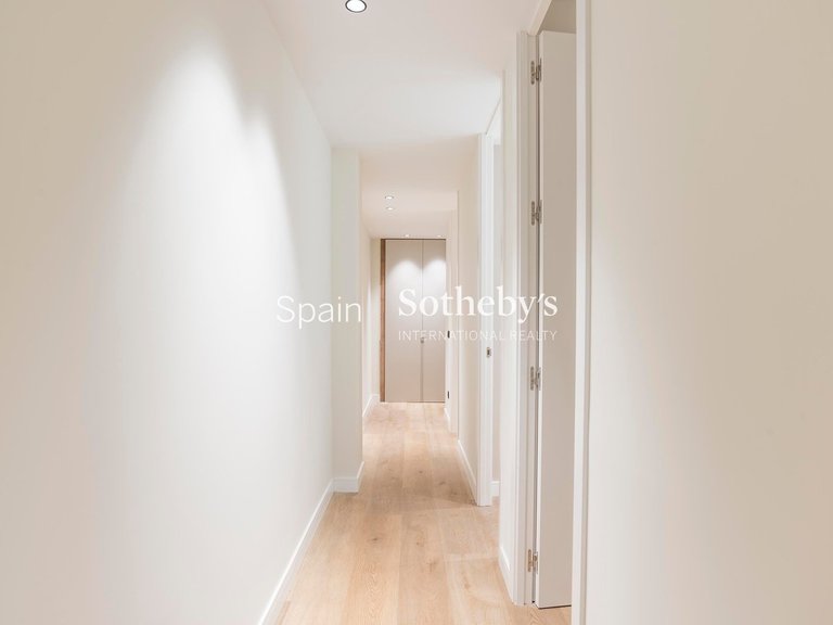 Apartment for Sale in Madrid, Madrid 26