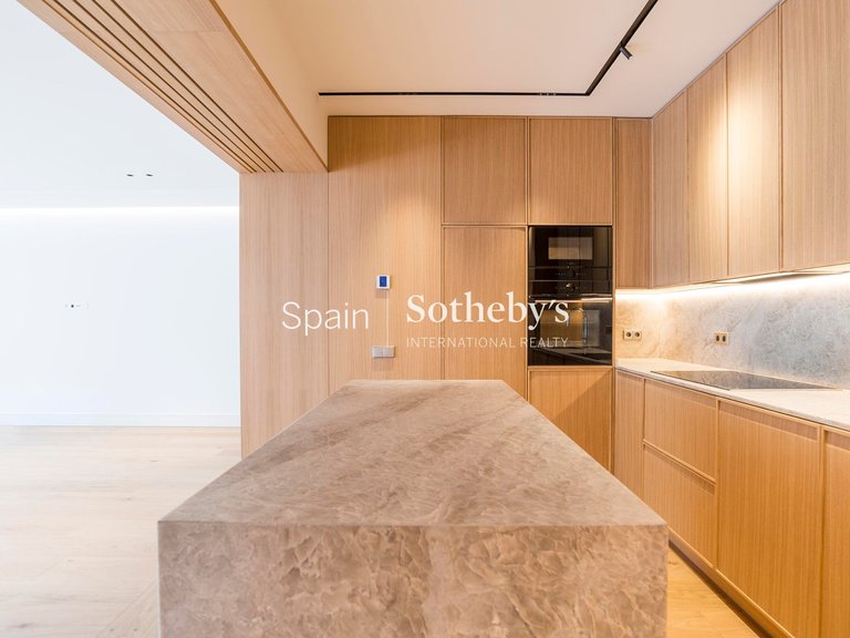 Apartment for Sale in Madrid, Madrid 13