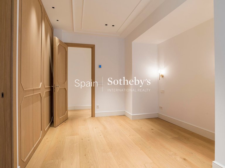 Apartment for Sale in Madrid, Madrid 51