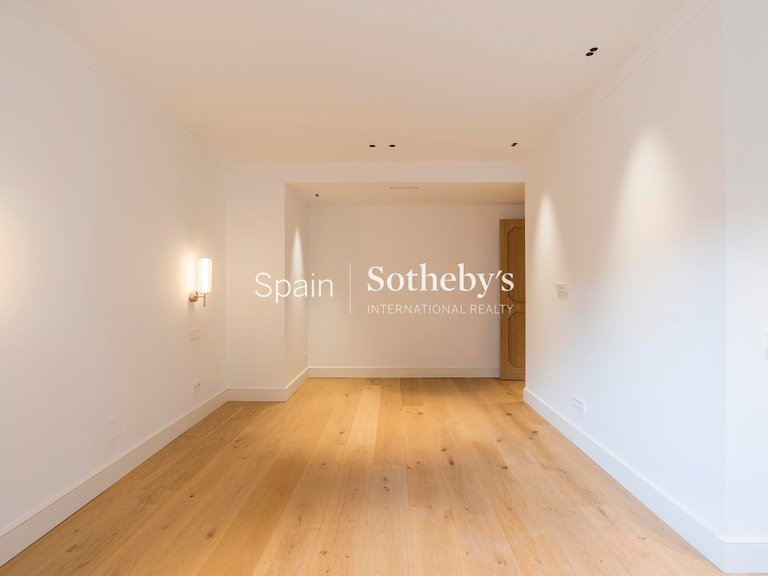 Apartment for Sale in Madrid, Madrid 44