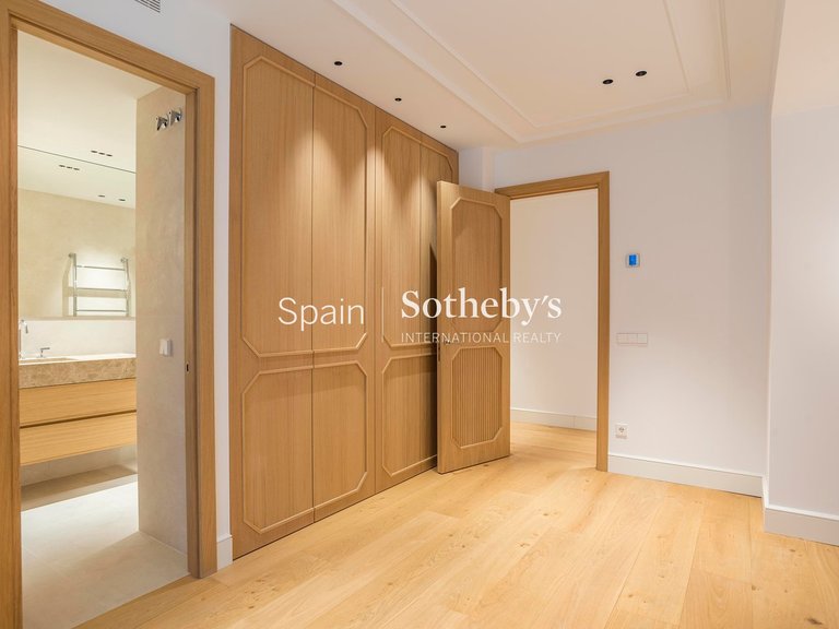 Apartment for Sale in Madrid, Madrid 54
