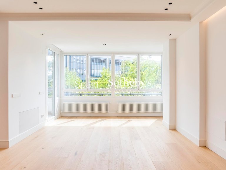 Apartment for Sale in Madrid, Madrid 35