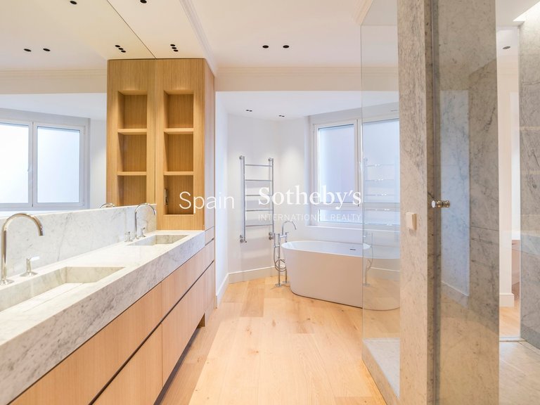Apartment for Sale in Madrid, Madrid 25