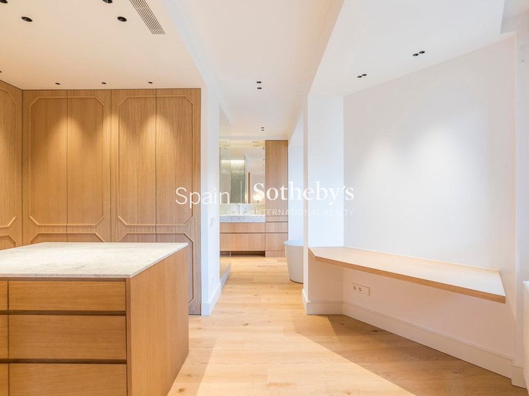 Apartment for Sale in Madrid, Madrid 20