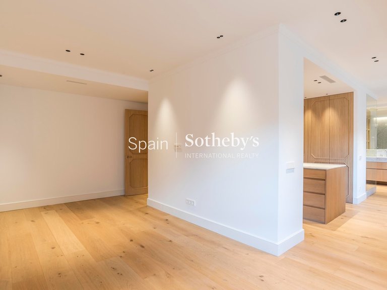 Apartment for Sale in Madrid, Madrid 19
