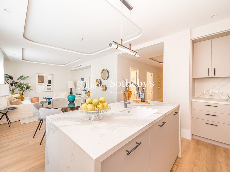 Apartment for Sale in Madrid, Madrid 3