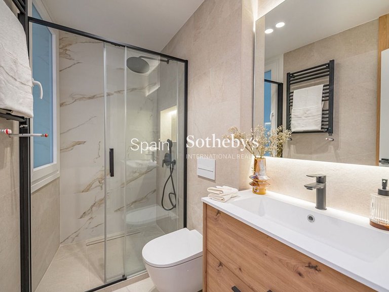 Apartment for Sale in Madrid, Madrid 15