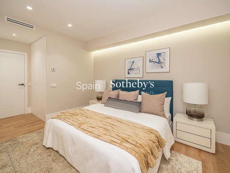Apartment for Sale in Madrid, Madrid 12