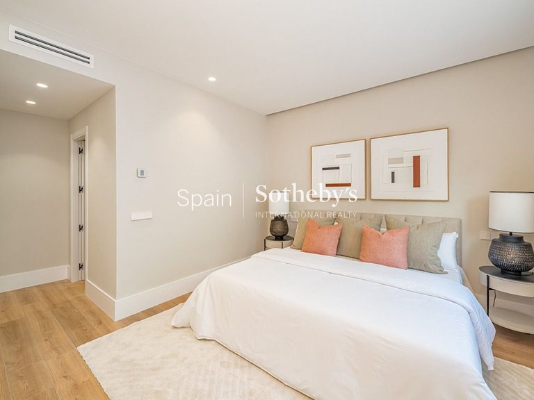 Apartment for Sale in Madrid, Madrid 8