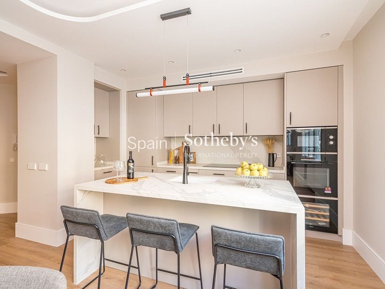 Apartment for Sale in Madrid, Madrid 6