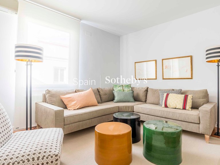 Apartment for Sale in Madrid, Madrid 18
