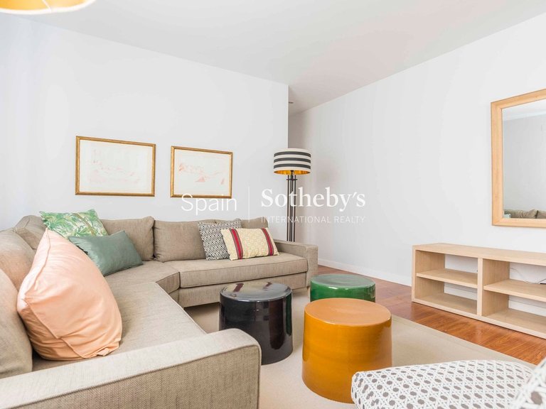 Apartment for Sale in Madrid, Madrid 11