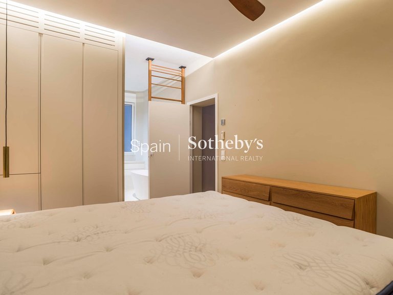 Apartment for Sale in Madrid, Madrid 28