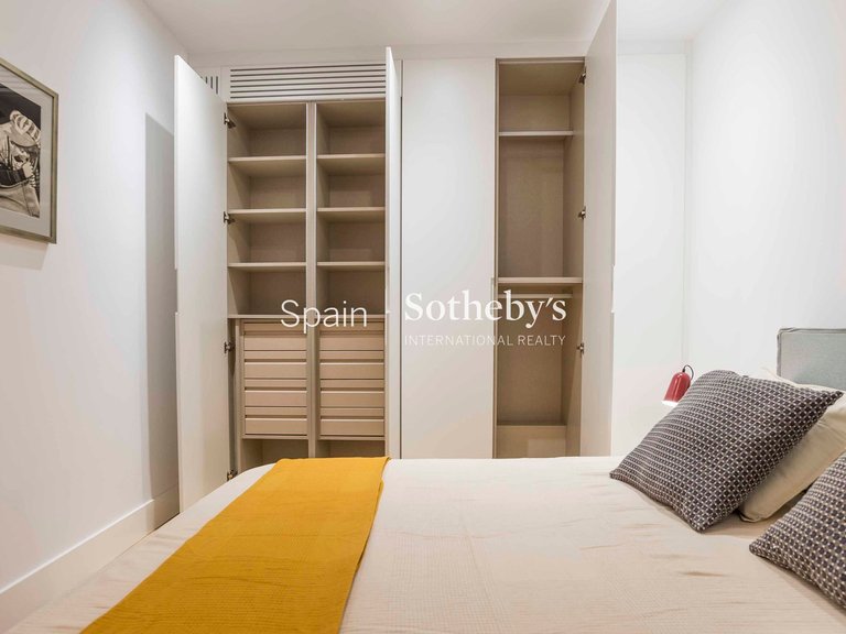 Apartment for Sale in Madrid, Madrid 24