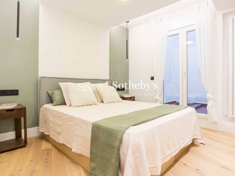 Apartment for Sale in Madrid, Madrid 11