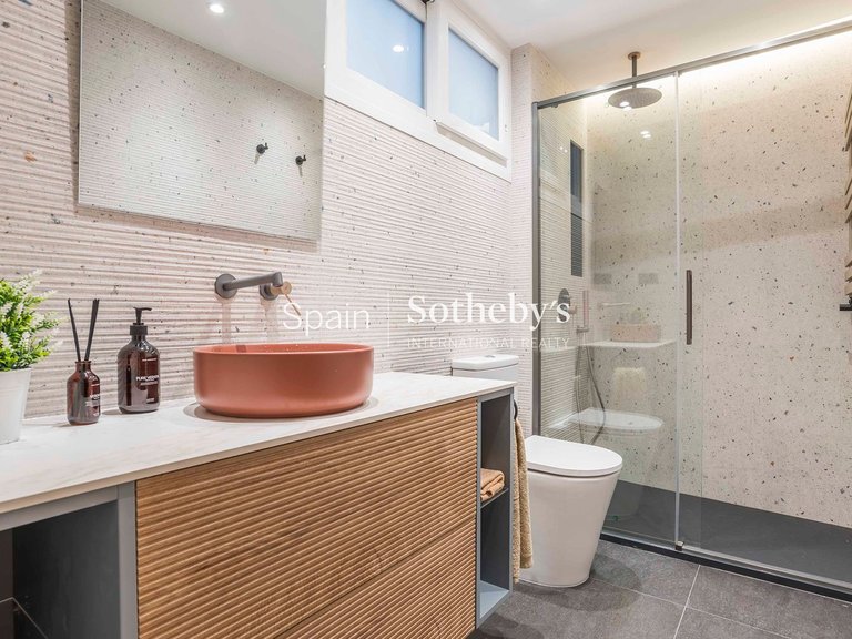 Apartment for Sale in Madrid, Madrid 21