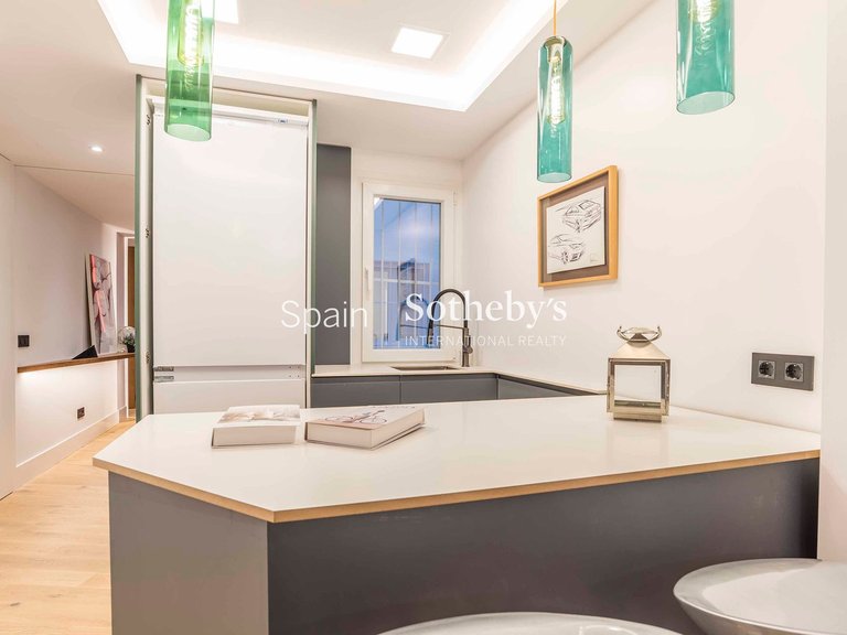 Apartment for Sale in Madrid, Madrid 8
