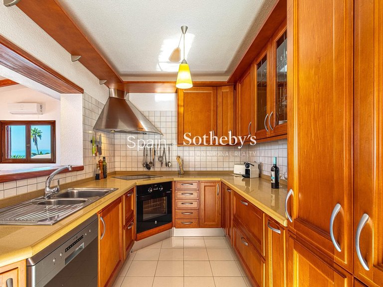 Town House for Sale in Adeje, Tenerife 11