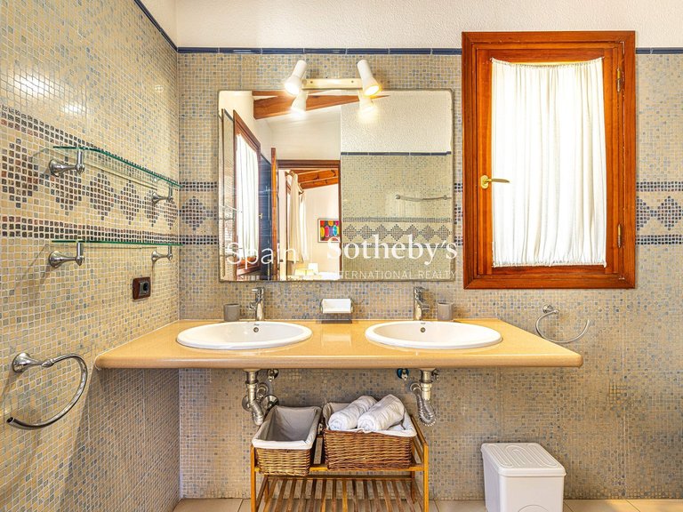 Town House for Sale in Adeje, Tenerife 26