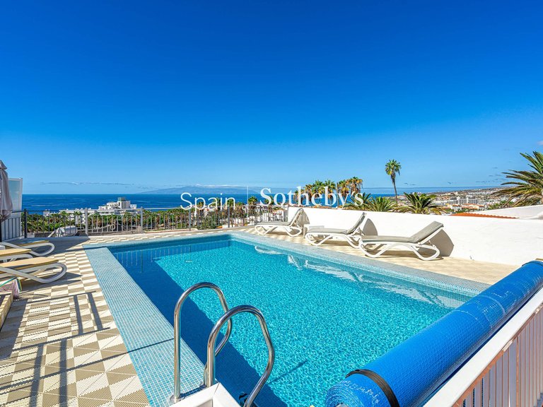 Town House for Sale in Adeje, Tenerife 32