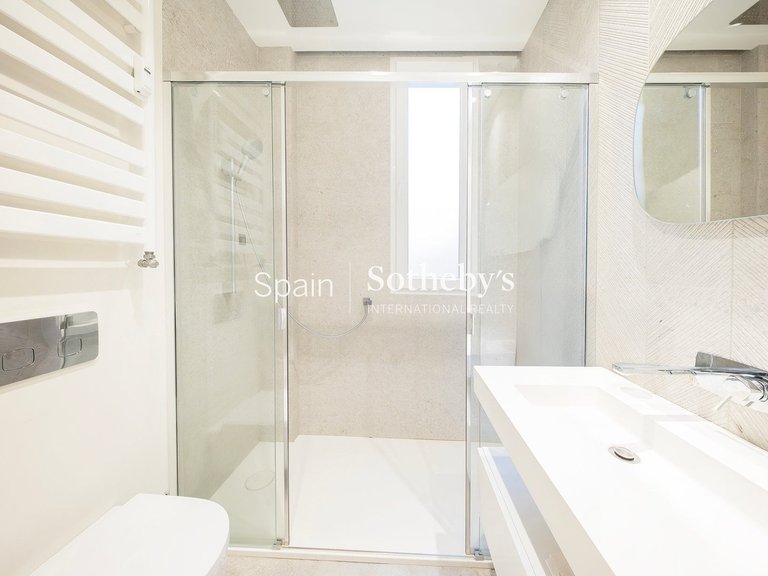 Apartment for Sale in Madrid, Madrid 23