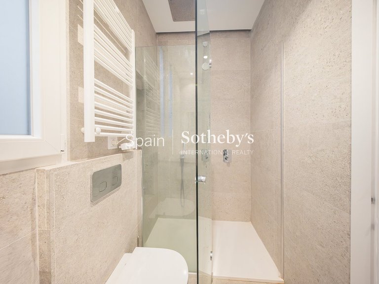 Apartment for Sale in Madrid, Madrid 38