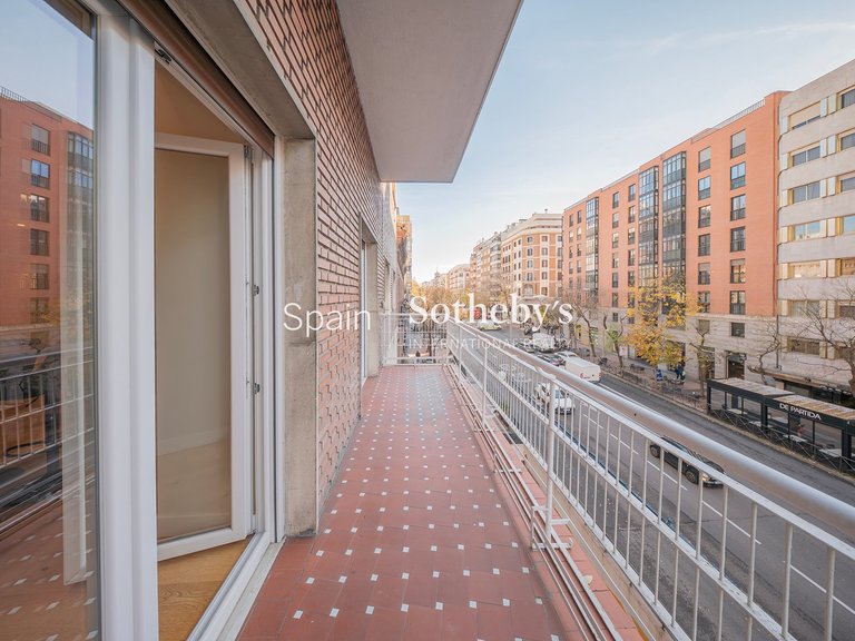Apartment for Sale in Madrid, Madrid 14
