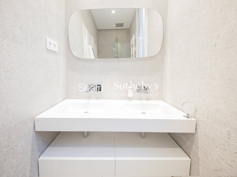 Apartment for Sale in Madrid, Madrid 36