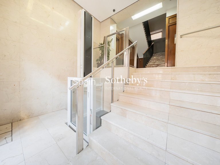 Apartment for Sale in Madrid, Madrid 40