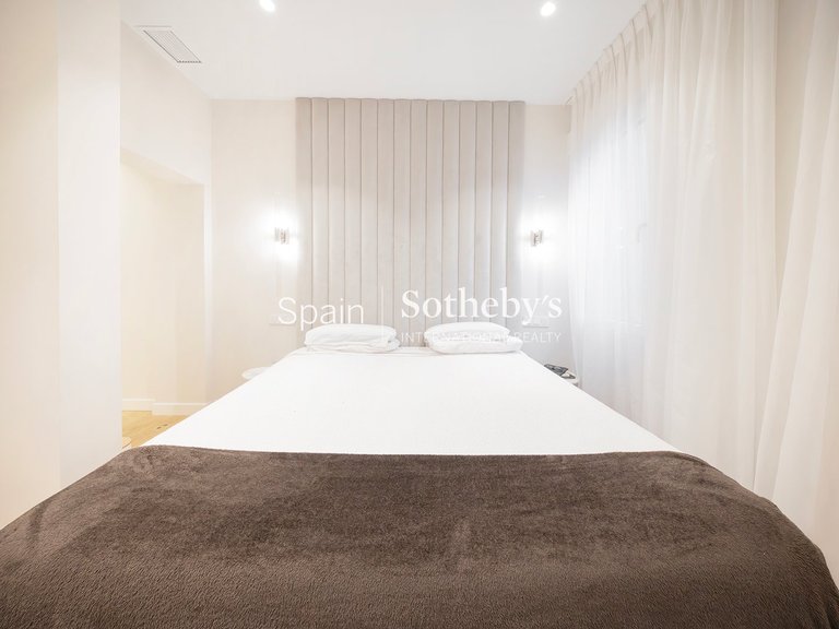 Apartment for Sale in Madrid, Madrid 32
