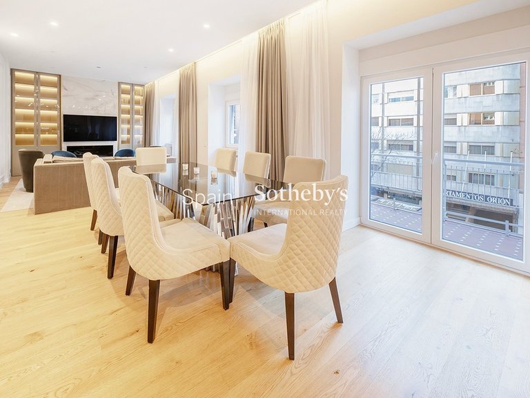 Apartment for Sale in Madrid, Madrid 6