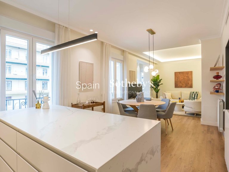 Apartment for Sale in Madrid, Madrid 15