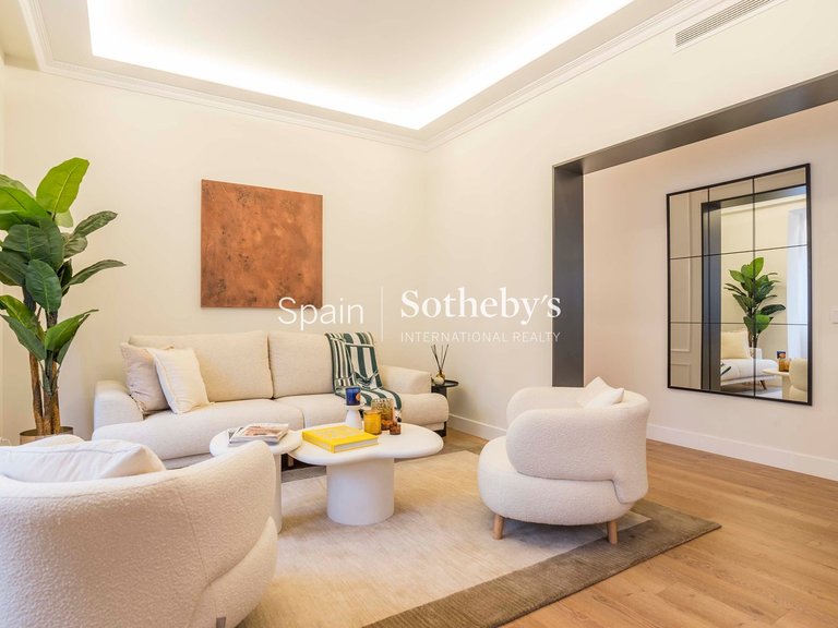 Apartment for Sale in Madrid, Madrid 5