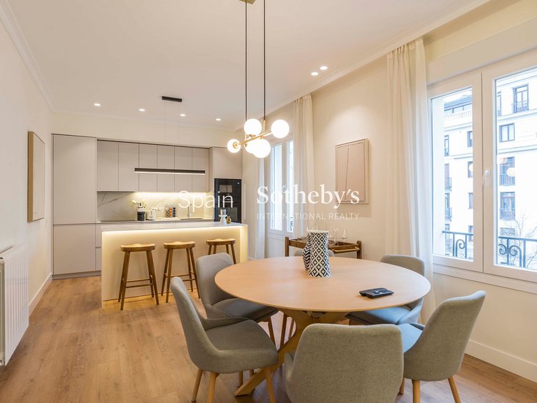 Apartment for Sale in Madrid, Madrid 9