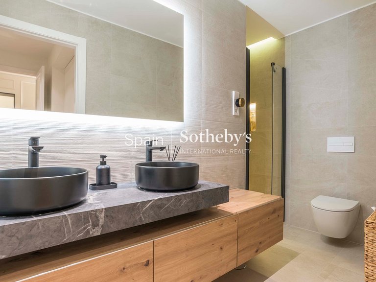 Apartment for Sale in Madrid, Madrid 35